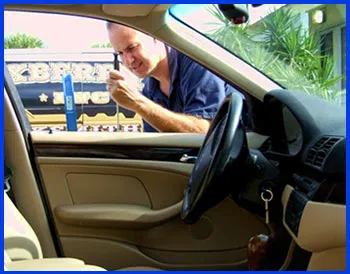 Northridge CA Locksmith Store Northridge, CA 323-406-1515