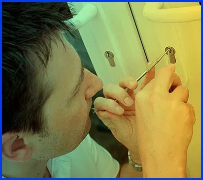 Northridge CA Locksmith Store Northridge, CA 323-406-1515